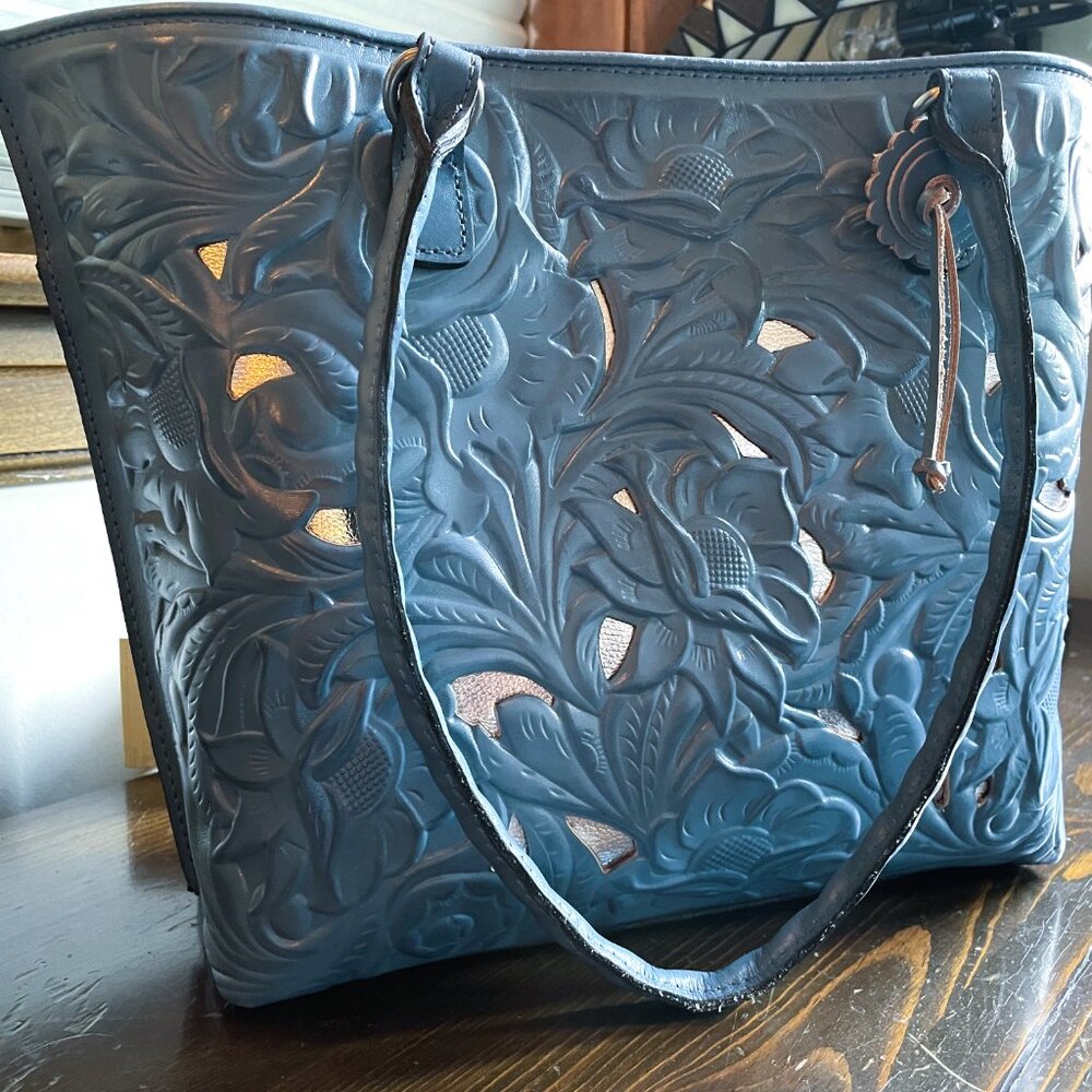 NWT~P. Nash Adeline Safflower Tooled Leather Shoulder Bag~Large Capacity Bag